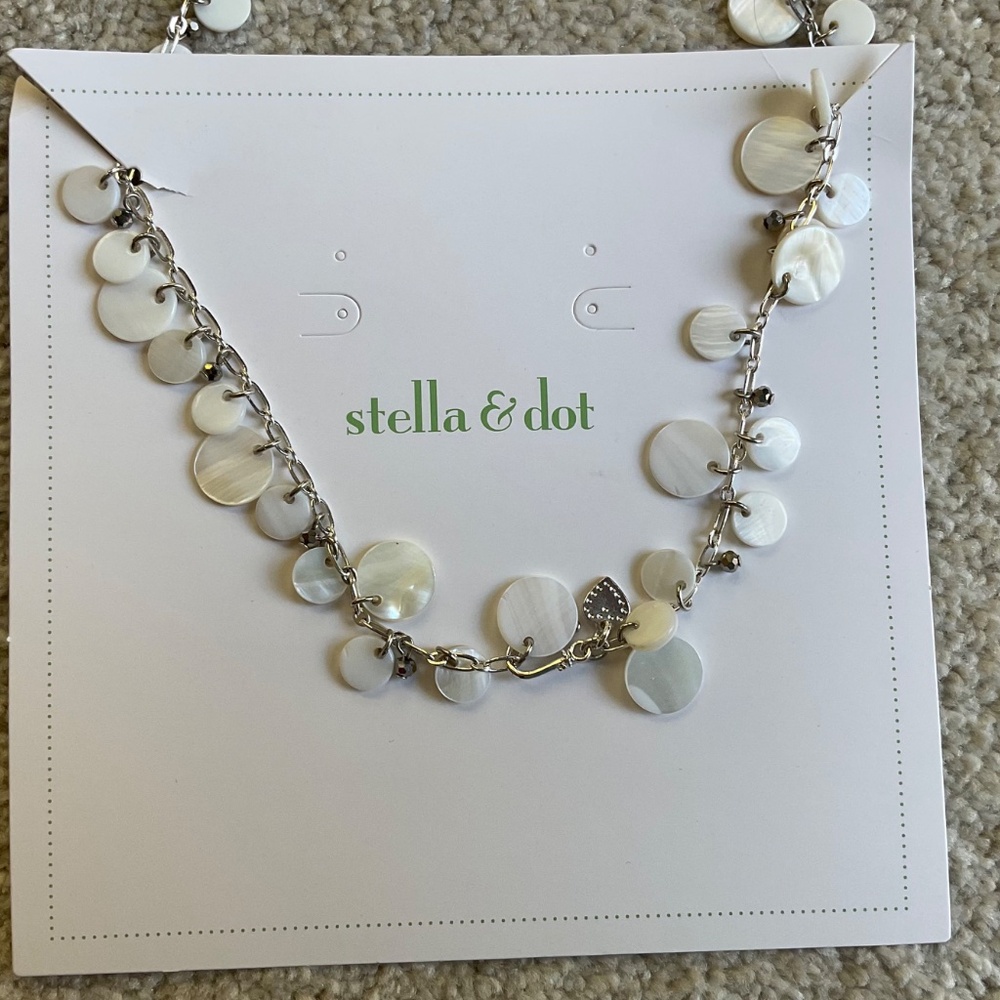 Stella & Dot Toujours MOP Coin Necklace 38" - Picture 5 of 6